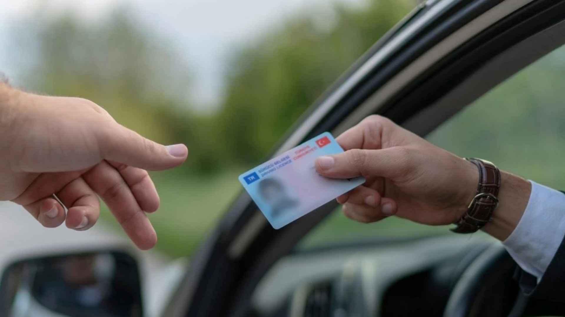 Ehliyet Yenileme İşlemleri Nasıl Yapılır? | Cemre Sürücü Kursları